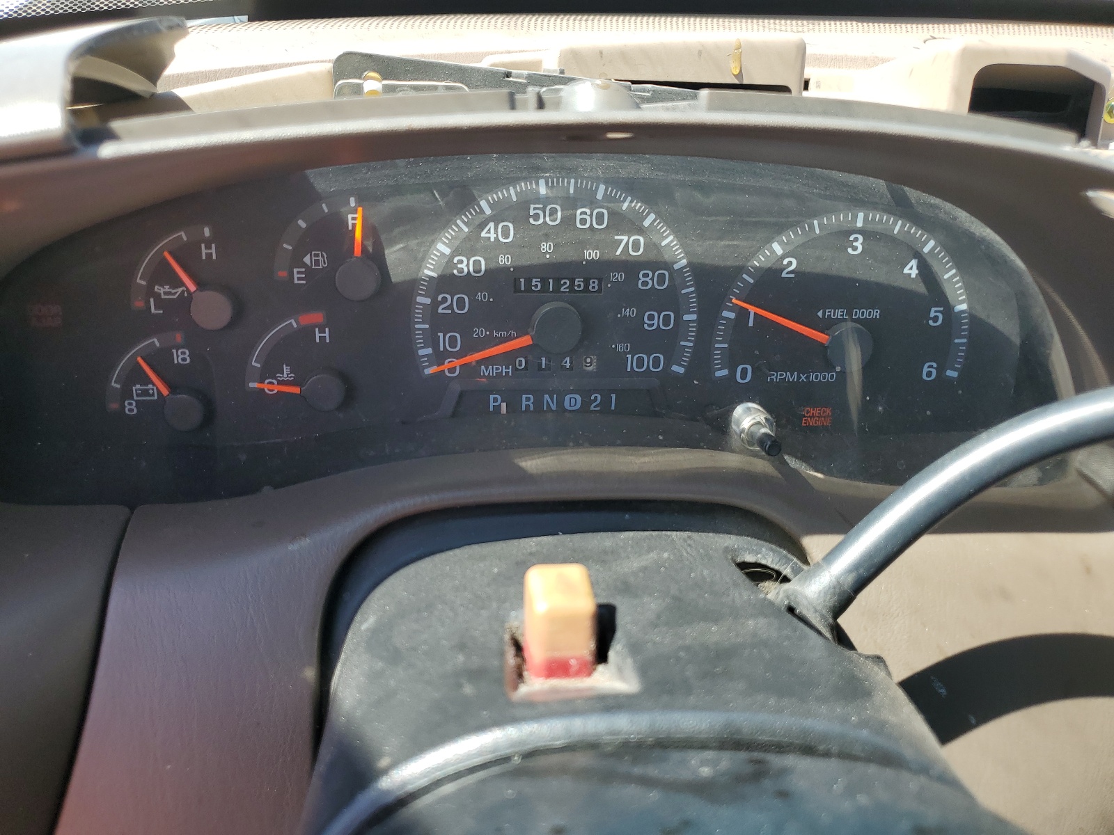 1FTZF1764WKA83919 1998 Ford F150