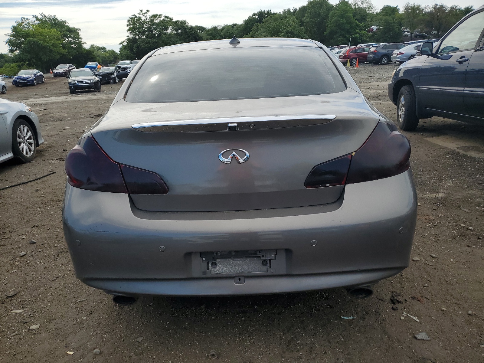 JN1CV6AR1AM456424 2010 Infiniti G37