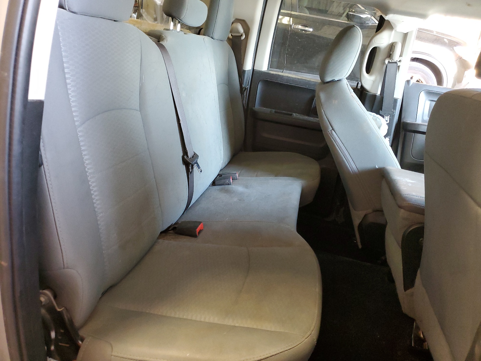 1C6RR6FG7LS128353 2020 Ram 1500 Classic Tradesman