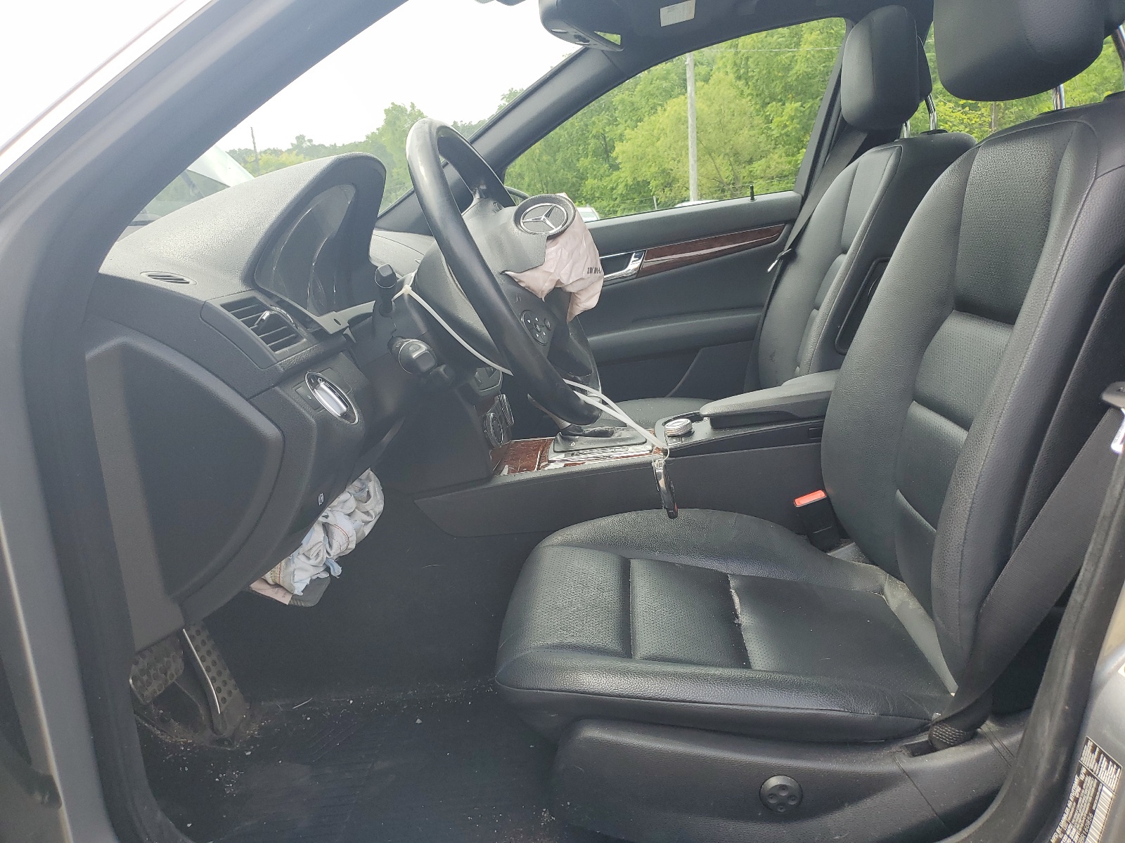 WDDGF8BB3BR160856 2011 Mercedes-Benz C 300 4Matic