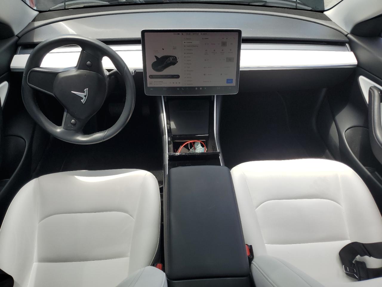 5YJ3E1EB3JF097003 2018 Tesla Model 3