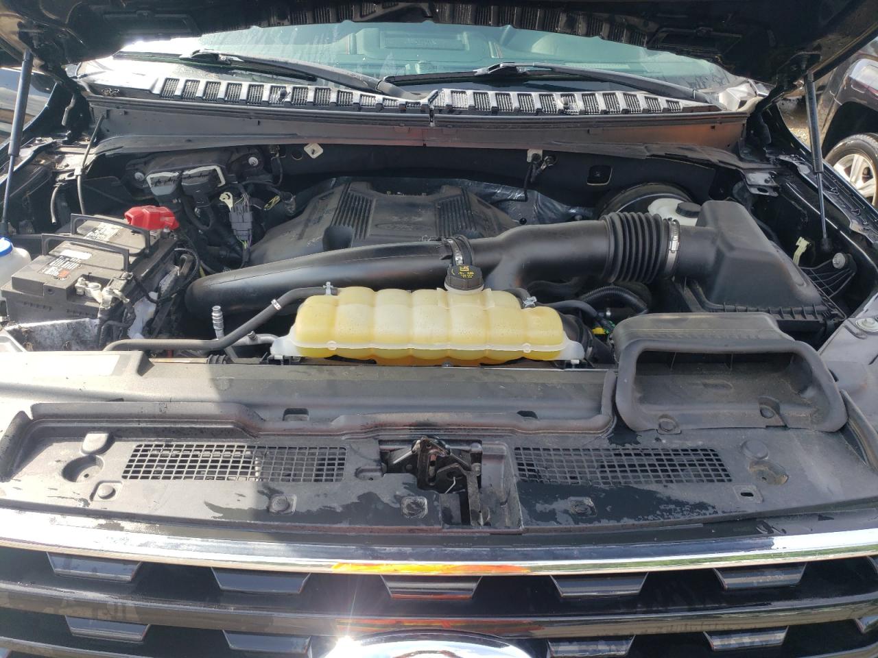 2019 Ford Expedition Limited VIN: 1FMJU1KT0KEA34575 Lot: 57928944