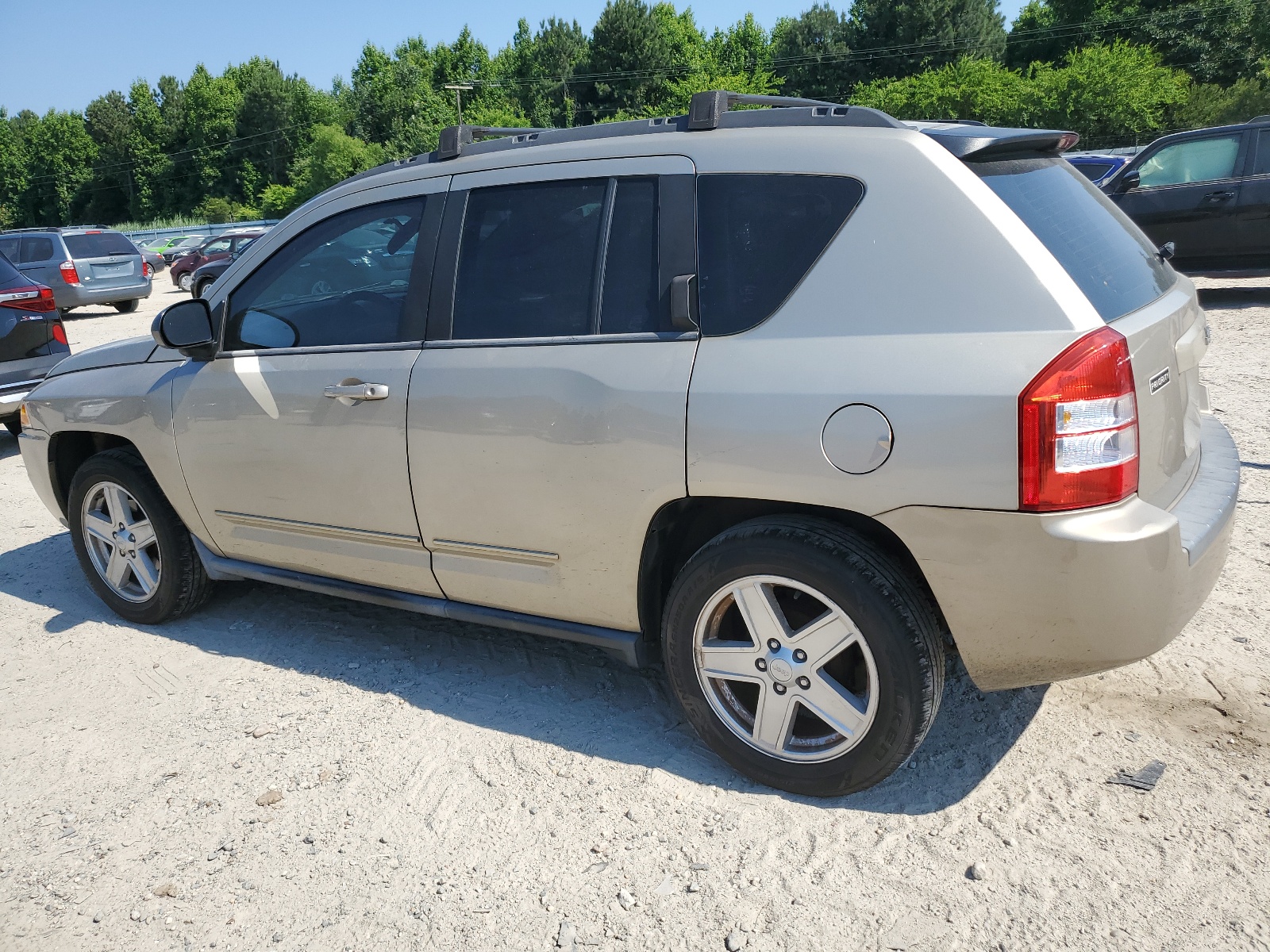 1J4NT4FB2AD585357 2010 Jeep Compass Sport