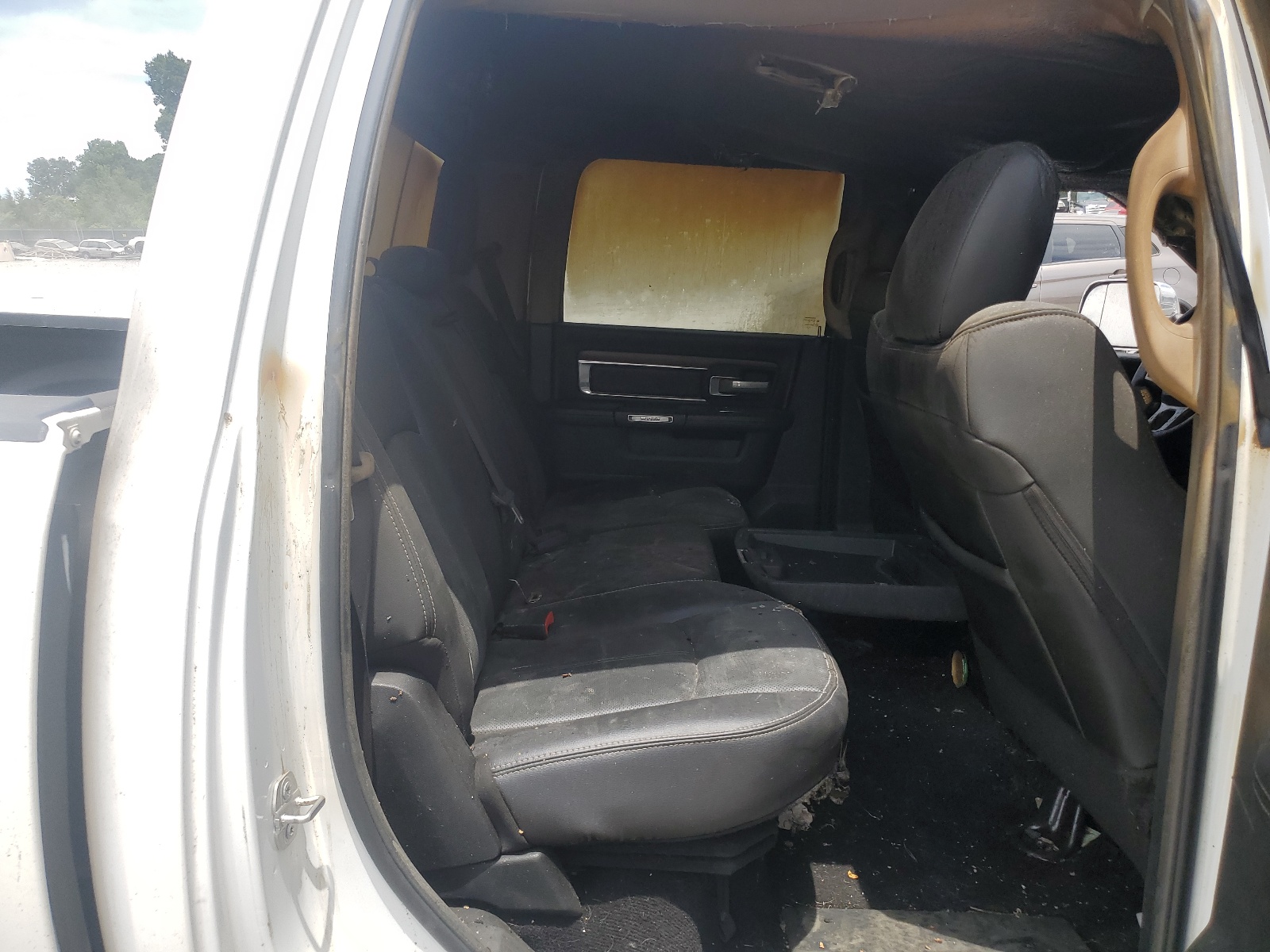 1C6RR7NM1HS883194 2017 Ram 1500 Laramie