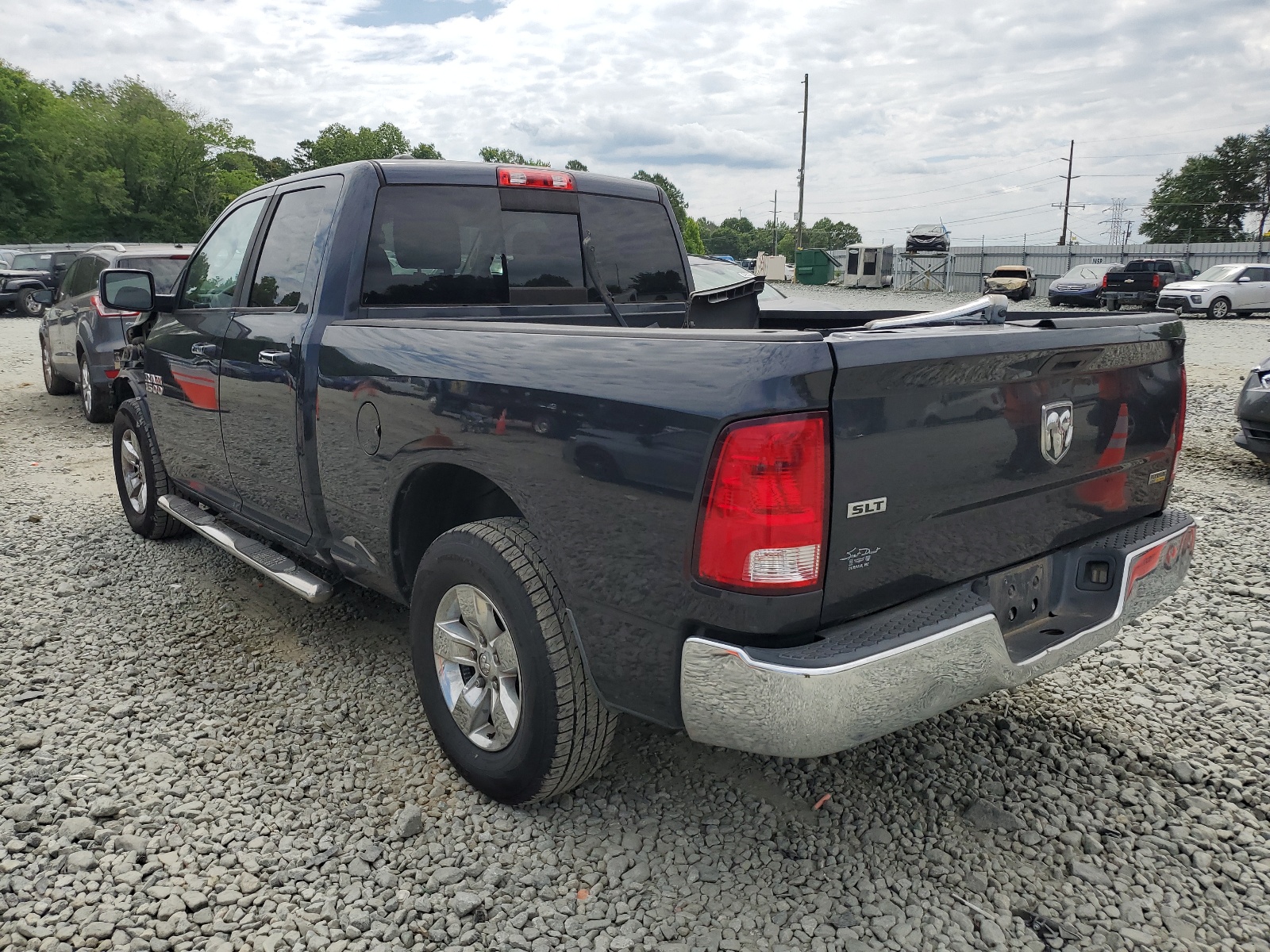 1C6RR6GG1FS569611 2015 Ram 1500 Slt
