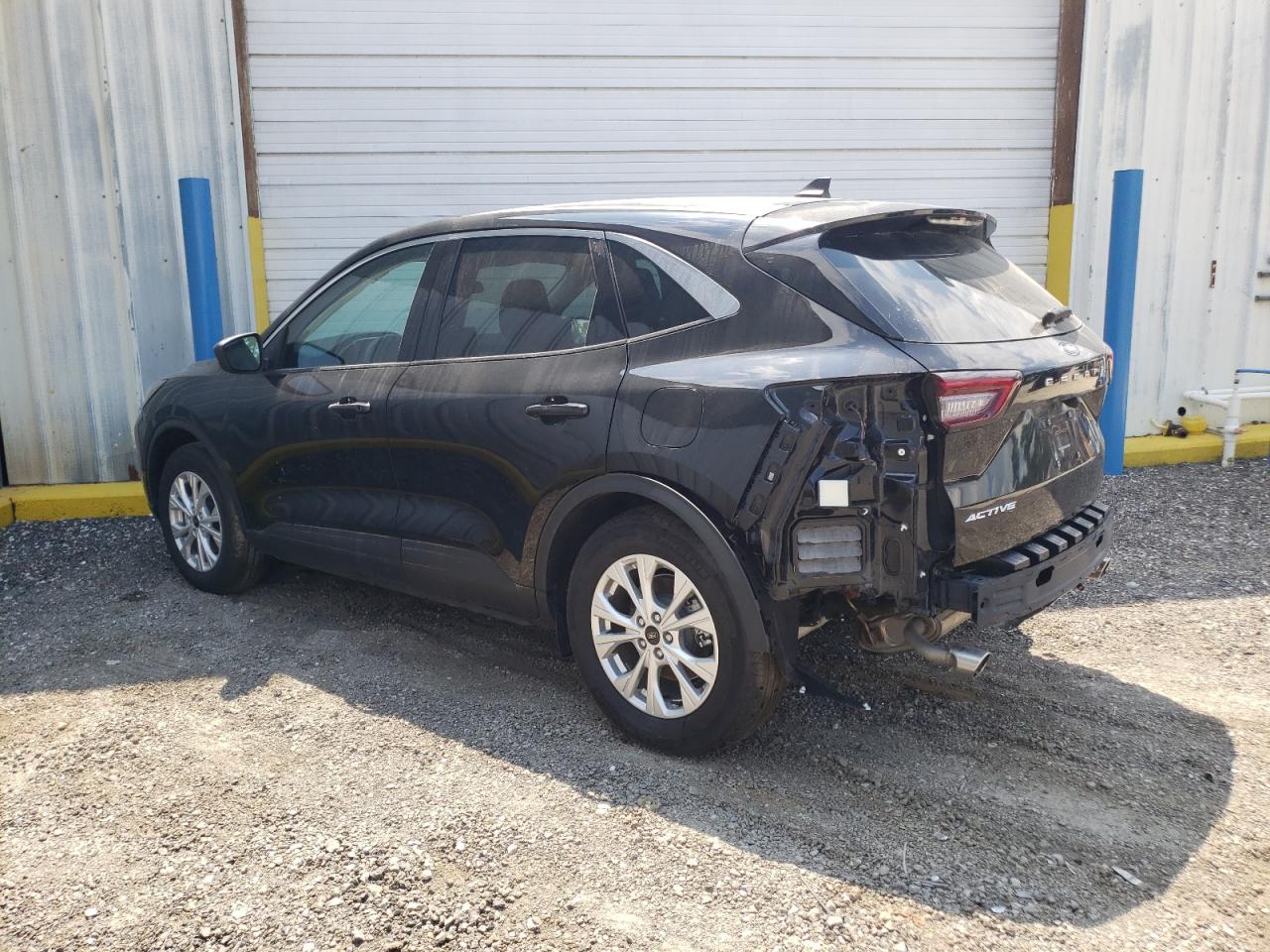 2023 Ford Escape - Image 2