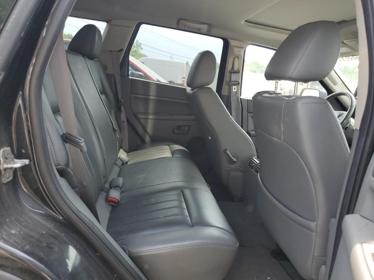 2007 Jeep Grand Cherokee Laredo VIN: 1J8HR48N87C682692 Lot: 59571144