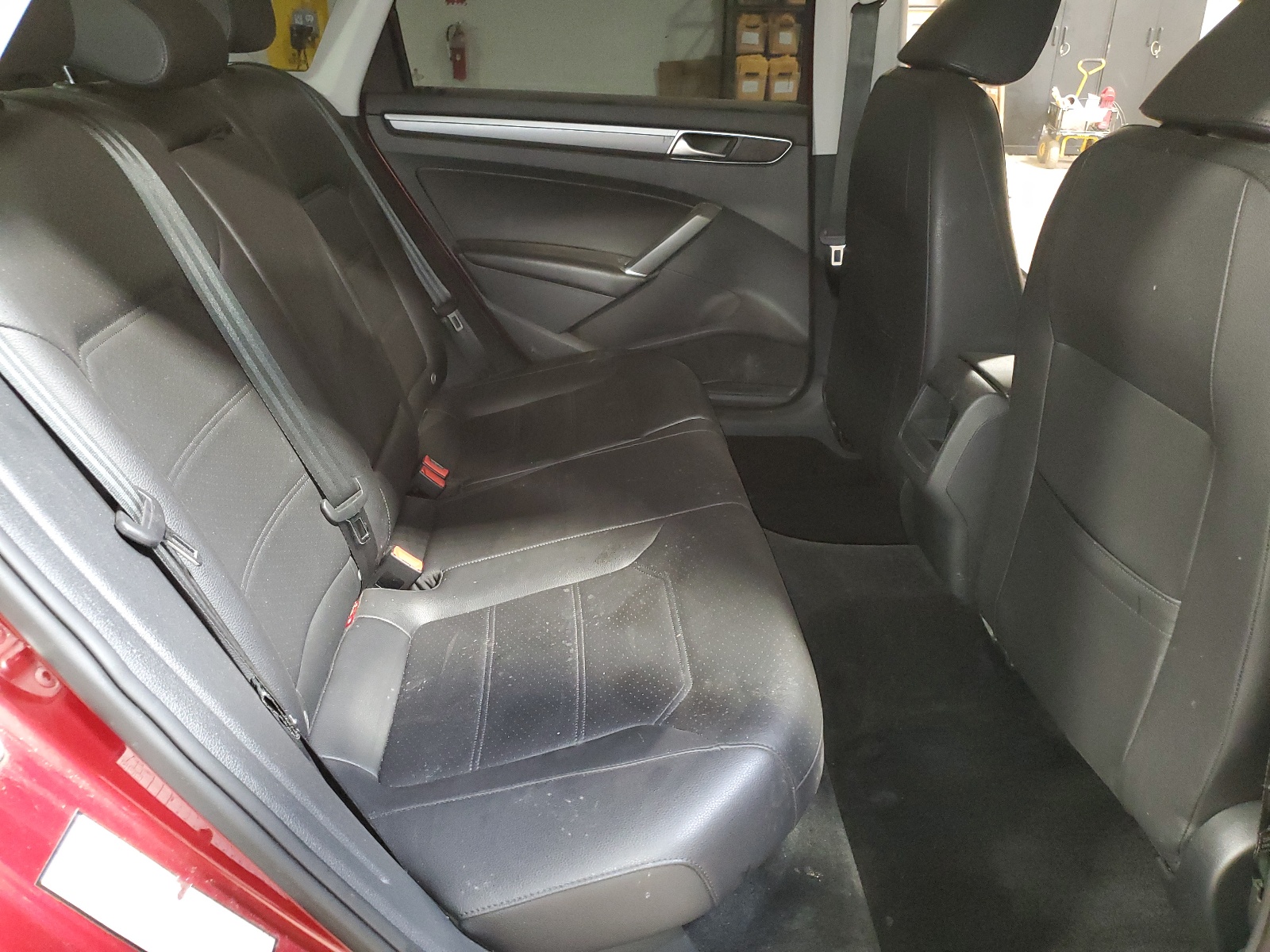 1VWAA7A31JC036330 2018 Volkswagen Passat S