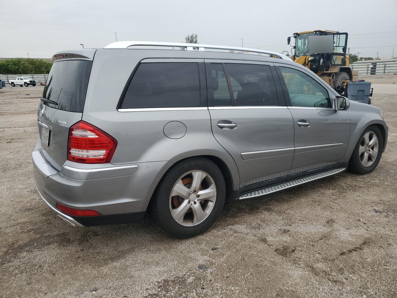 2010 Mercedes-Benz Gl 450 4Matic VIN: 4JGBF7BE1AA621554 Lot: 59218794