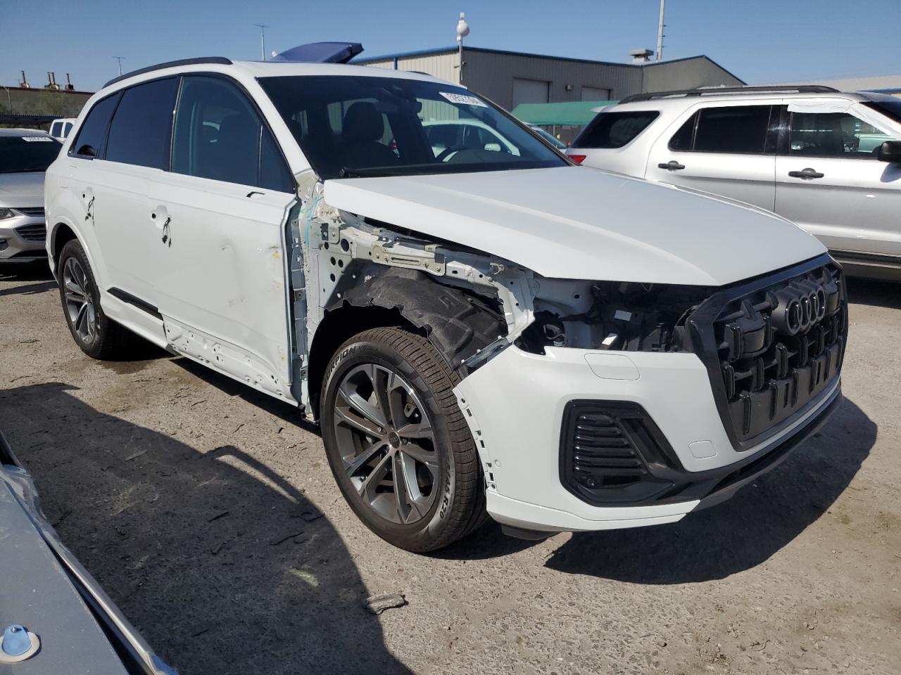 VIN WA1LCBF75SD002014 2025 AUDI Q7 no.4