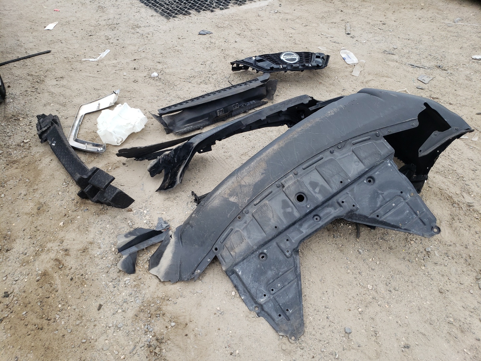 KNMAT2MT0JP567149 2018 Nissan Rogue S