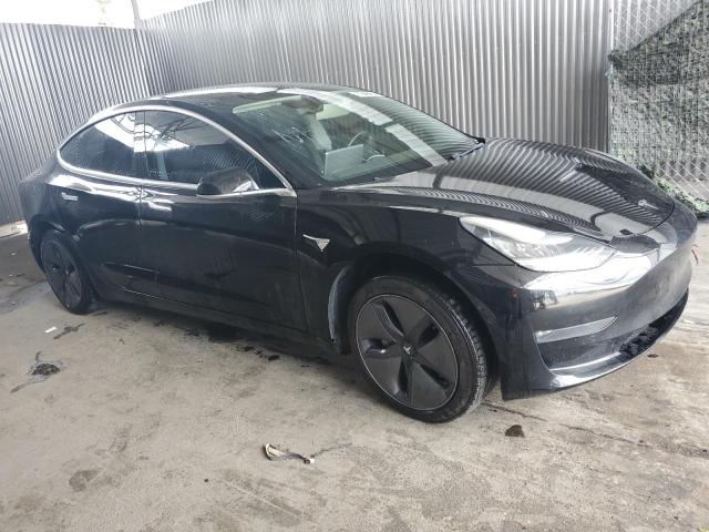  TESLA MODEL 3 2018 Чорний