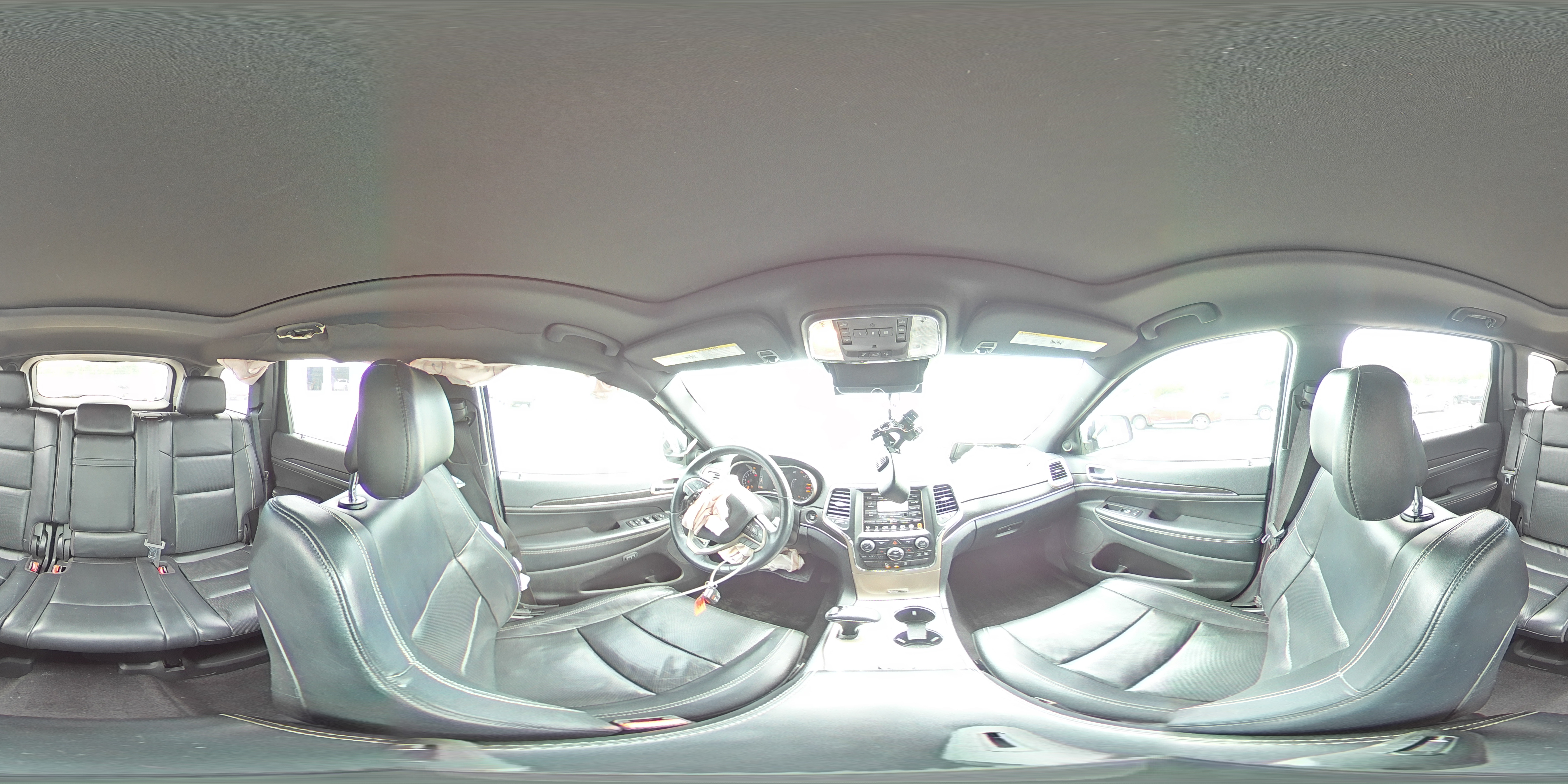 2015 Jeep Grand Cherokee - Image 14