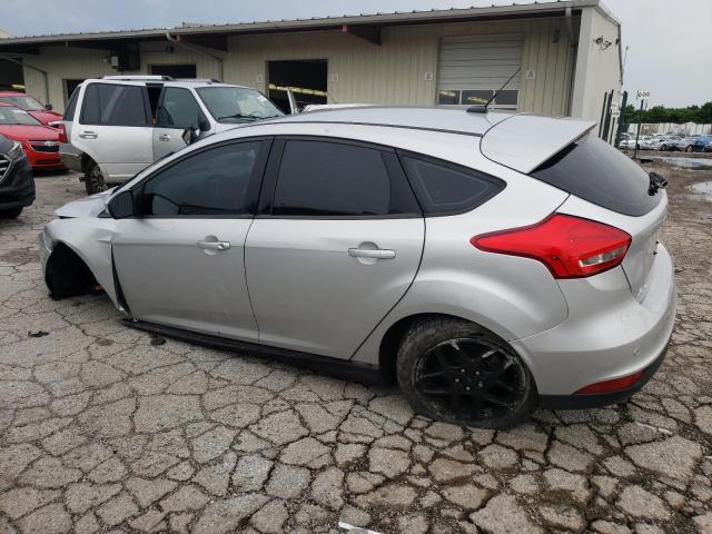 Hatchbacks FORD FOCUS 2016 Silver