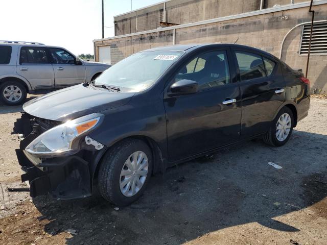  NISSAN VERSA 2017 Чорний