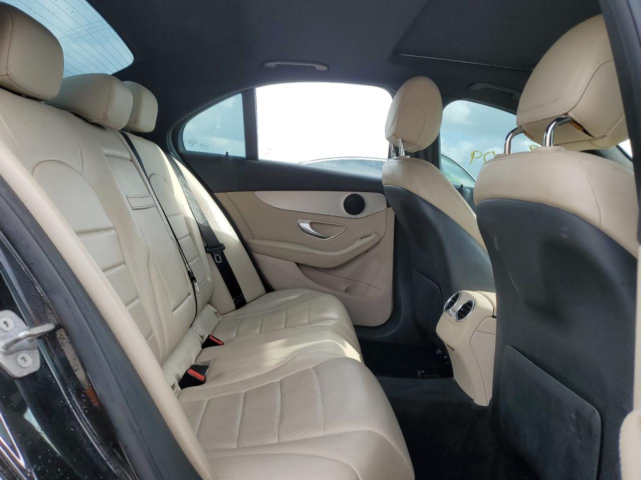 2018 Mercedes-Benz C 300 VIN: 55SWF4JB1JU247027 Lot: 59292924