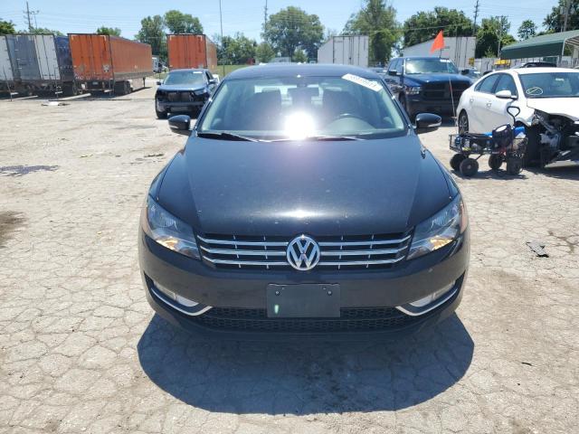 Седаны VOLKSWAGEN PASSAT 2013 Черный