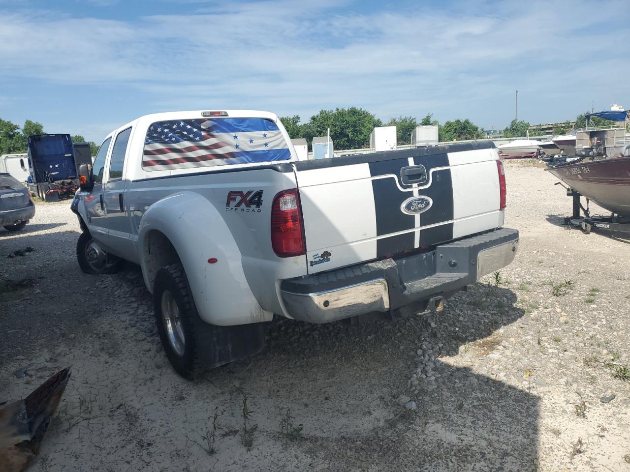 2012 Ford F350 - Image 2