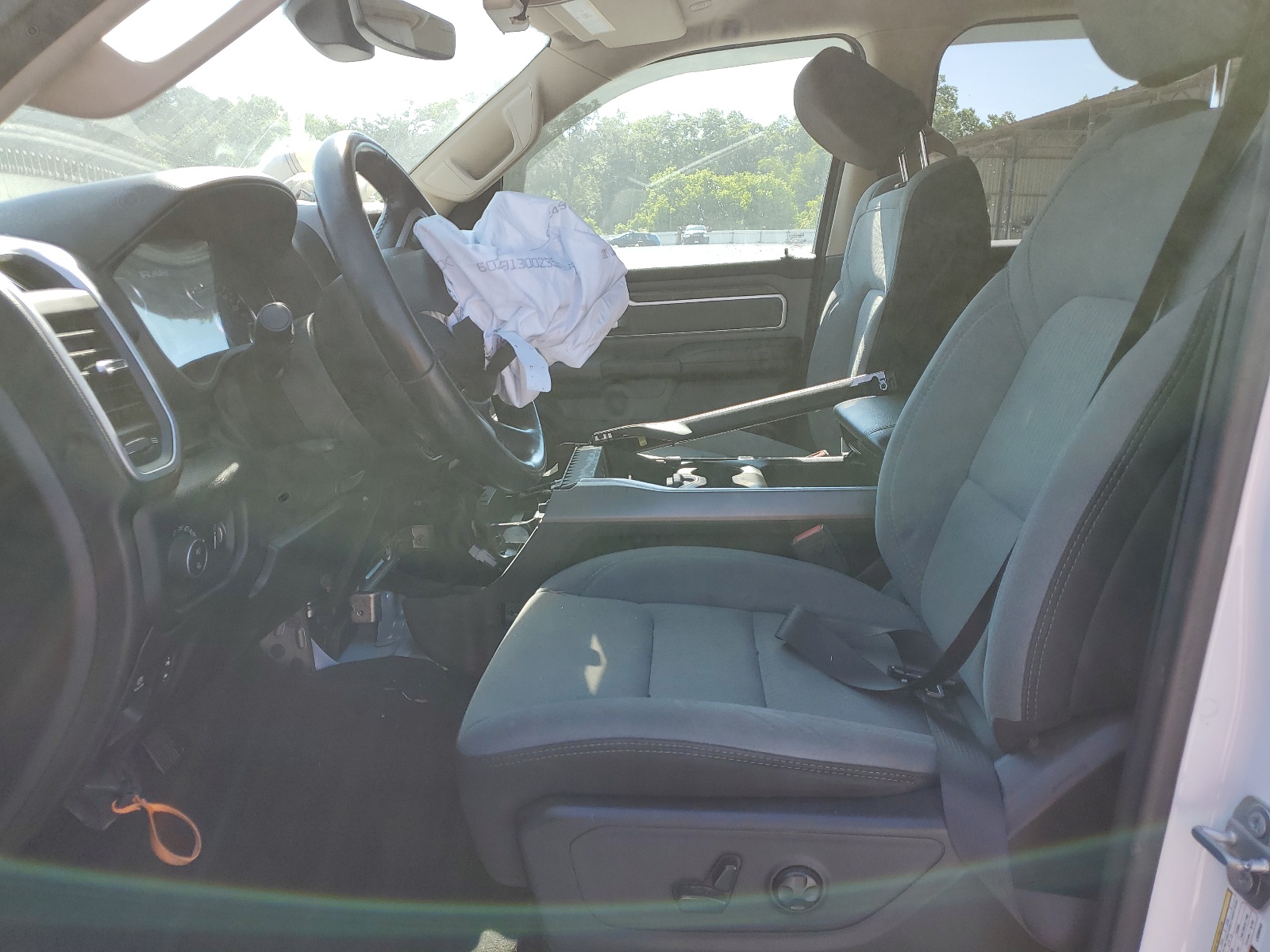 1C6RRFFG5LN385042 2020 Ram 1500 Big Horn/Lone Star