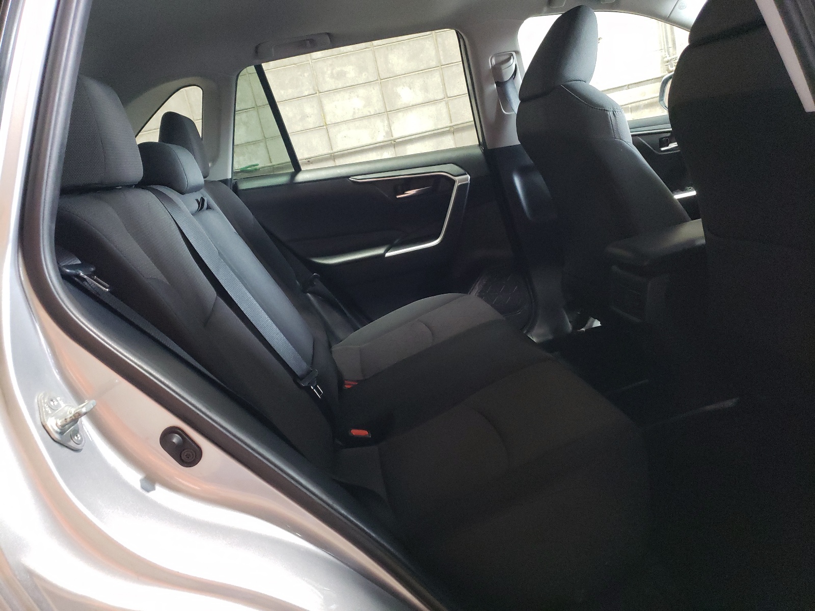 2T3P1RFV3KC045808 2019 Toyota Rav4 Xle