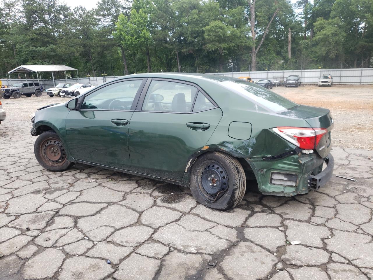 VIN 2T1BURHE3FC377342 2015 TOYOTA COROLLA no.2