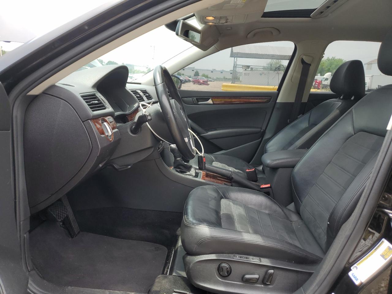 2012 Volkswagen Passat Sel VIN: 1VWCP7A36CC004421 Lot: 57641994