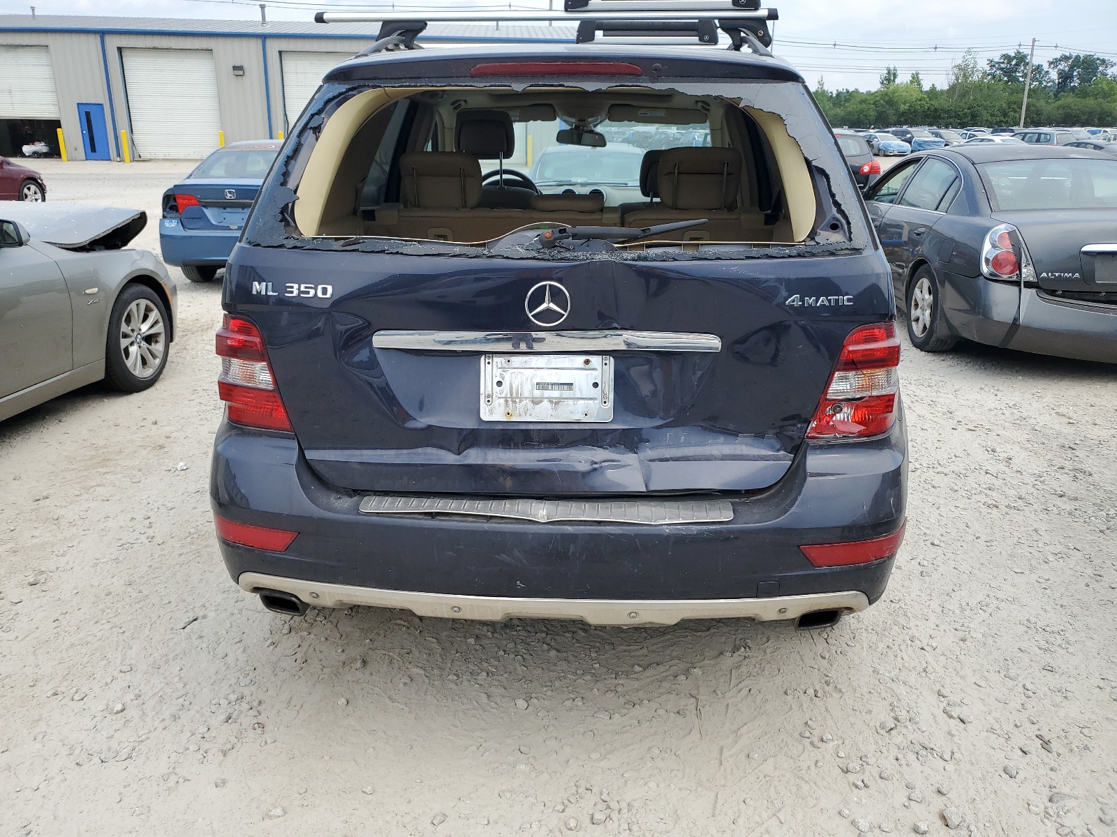 4JGBB8GB7BA703337 2011 Mercedes-Benz Ml 350 4Matic