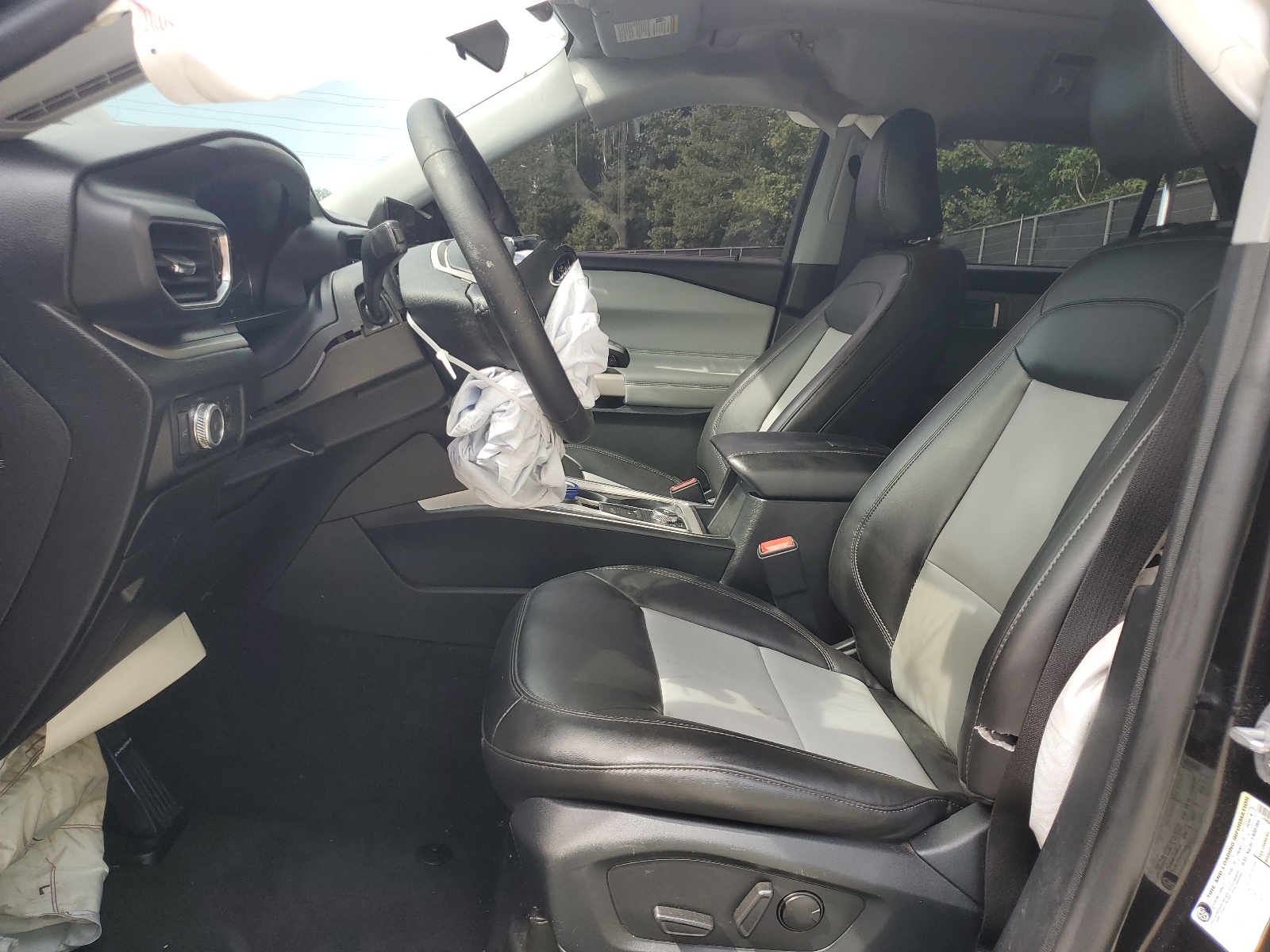 1FMSK8DH0NGB16889 2022 Ford Explorer Xlt