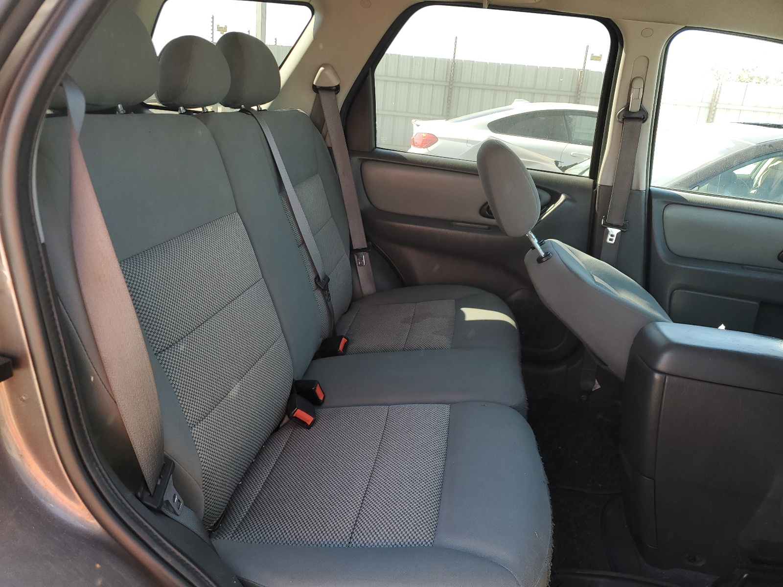 1FMYU93146KC35350 2006 Ford Escape Xlt