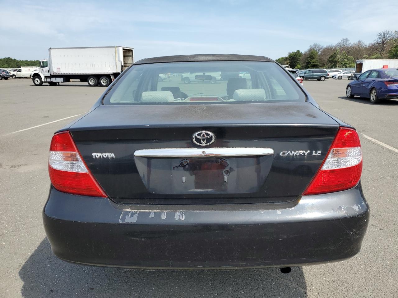 2003 Toyota Camry Le VIN: 4T1BE32K73U123961 Lot: 60326134