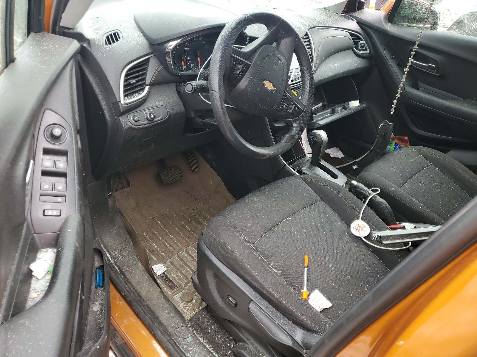 3GNCJLSB9HL132190 2017 Chevrolet Trax 1Lt