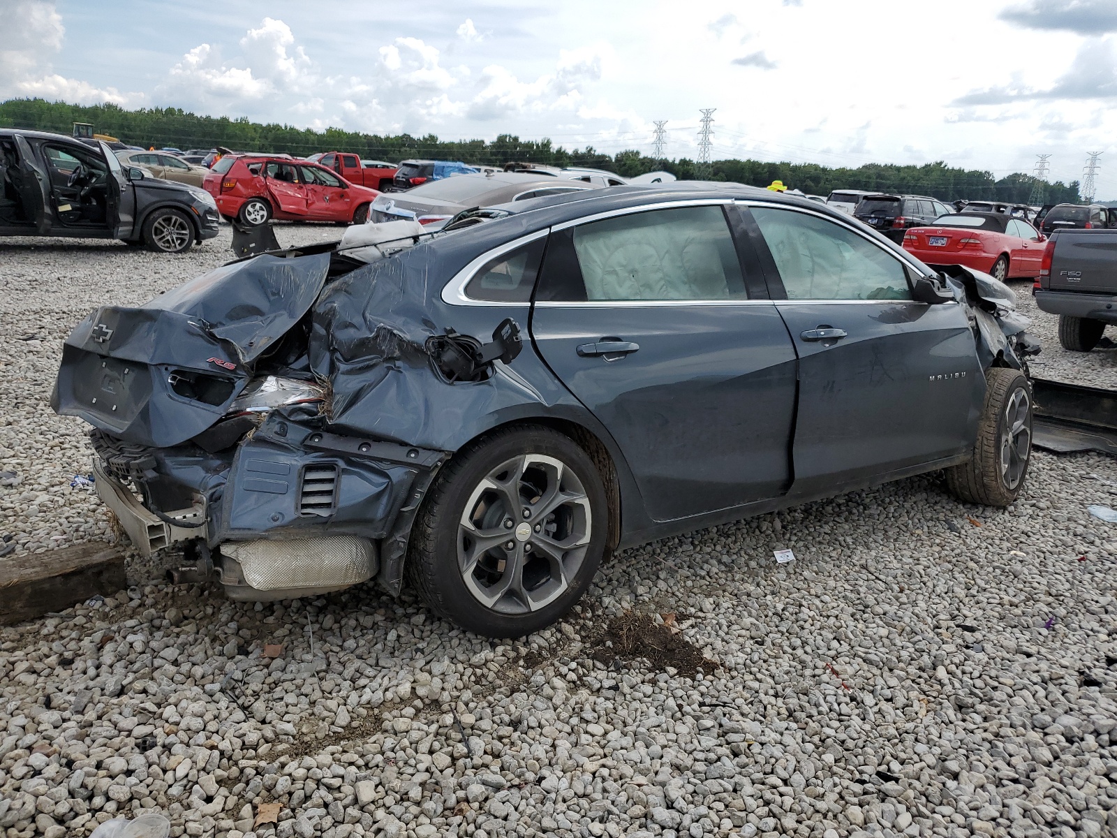 1G1ZG5ST3KF213556 2019 Chevrolet Malibu Rs