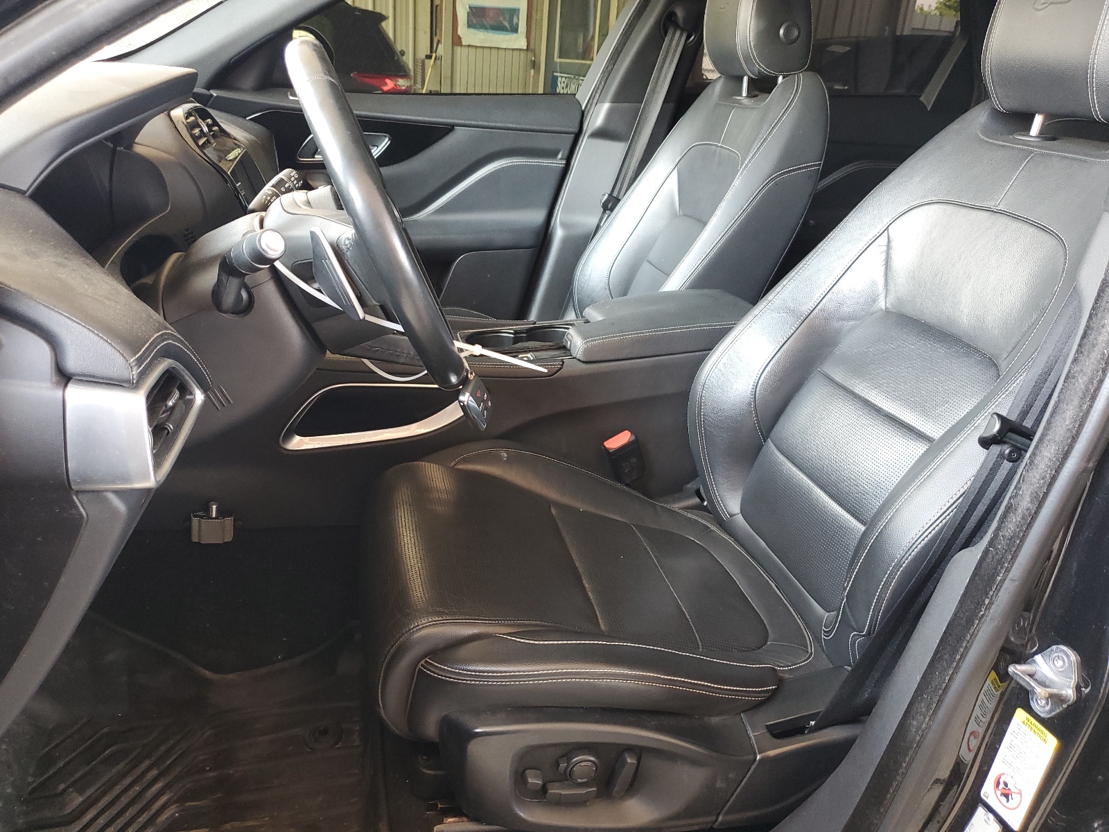 SADCM2BV1HA099332 2017 Jaguar F-Pace S