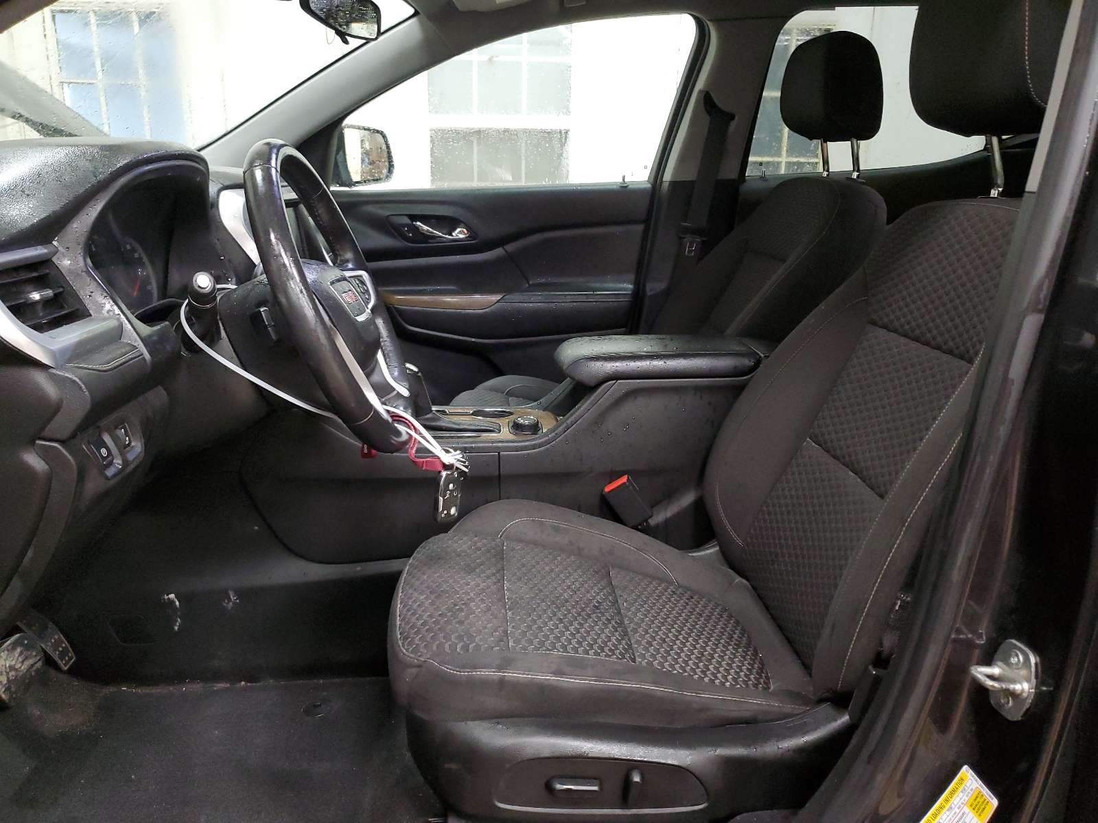 1GKKNLLS8HZ153908 2017 GMC Acadia Sle