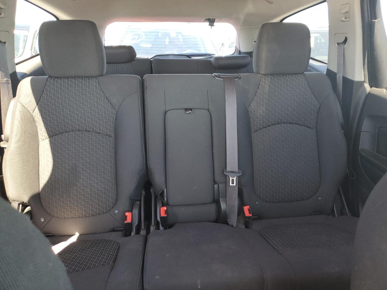 2011 Chevrolet Traverse - Image 10