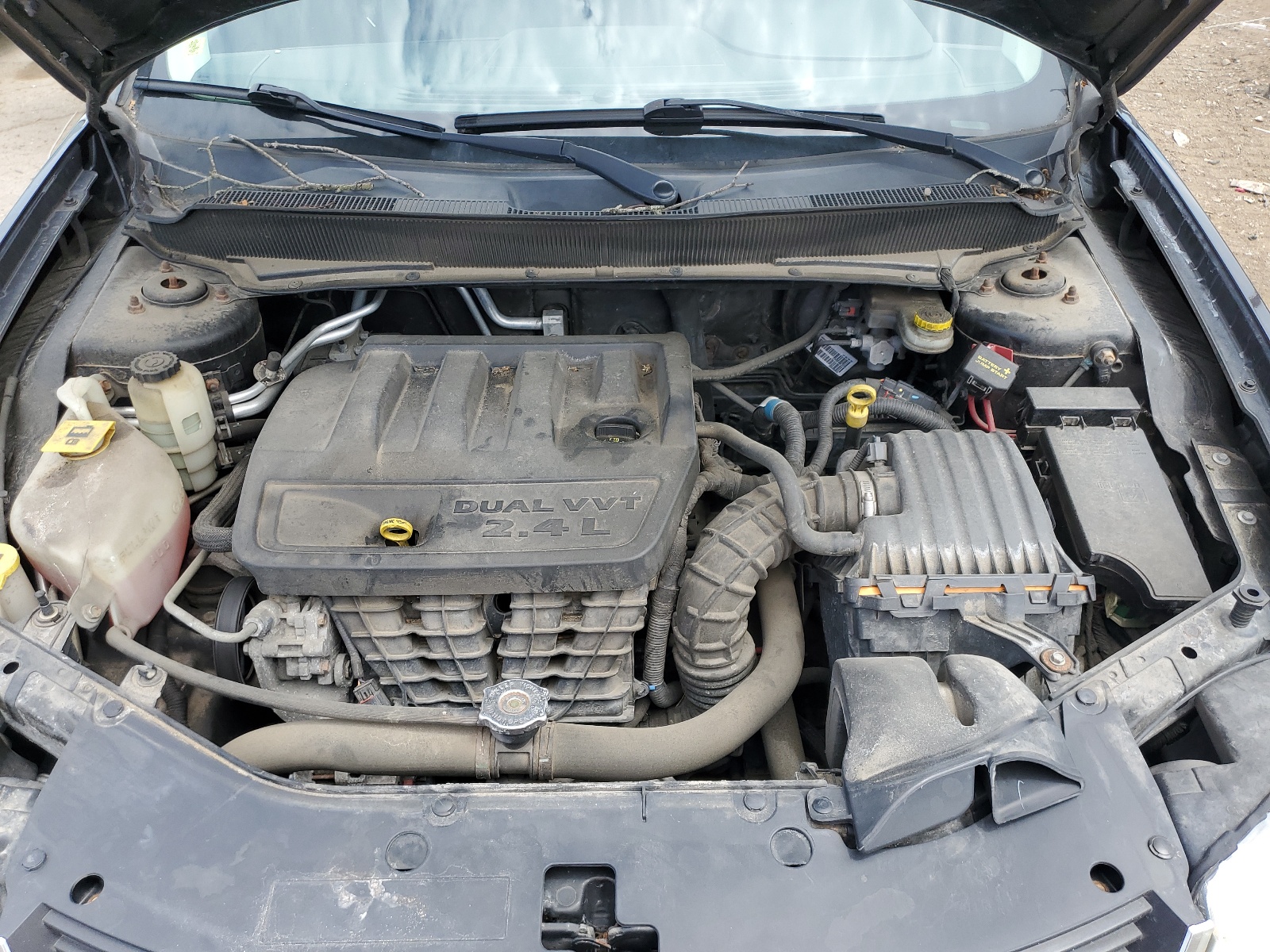 1B3CC5FB3AN237128 2010 Dodge Avenger R/T