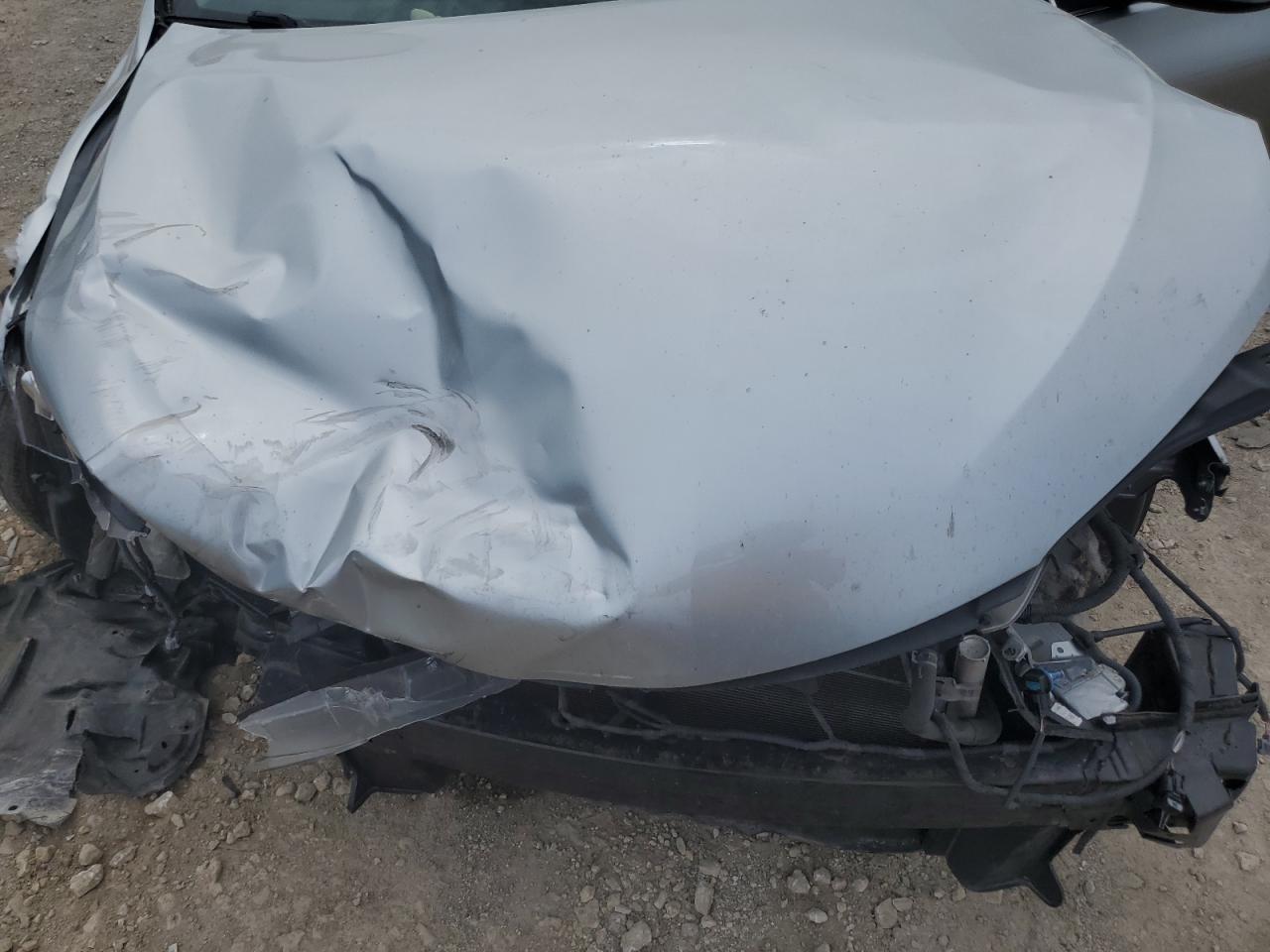 2016 Toyota Camry - Image 12