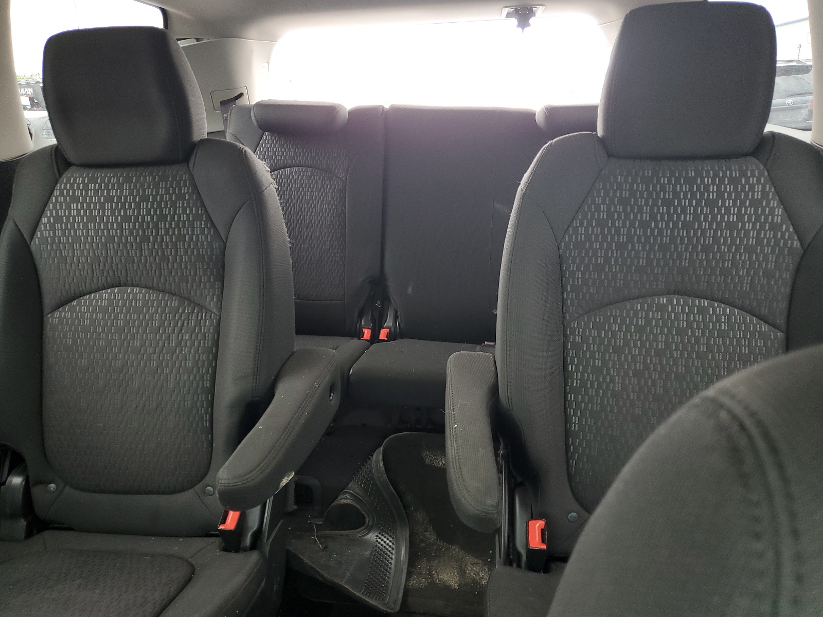 1GKKVPED7BJ294772 2011 GMC Acadia Sle