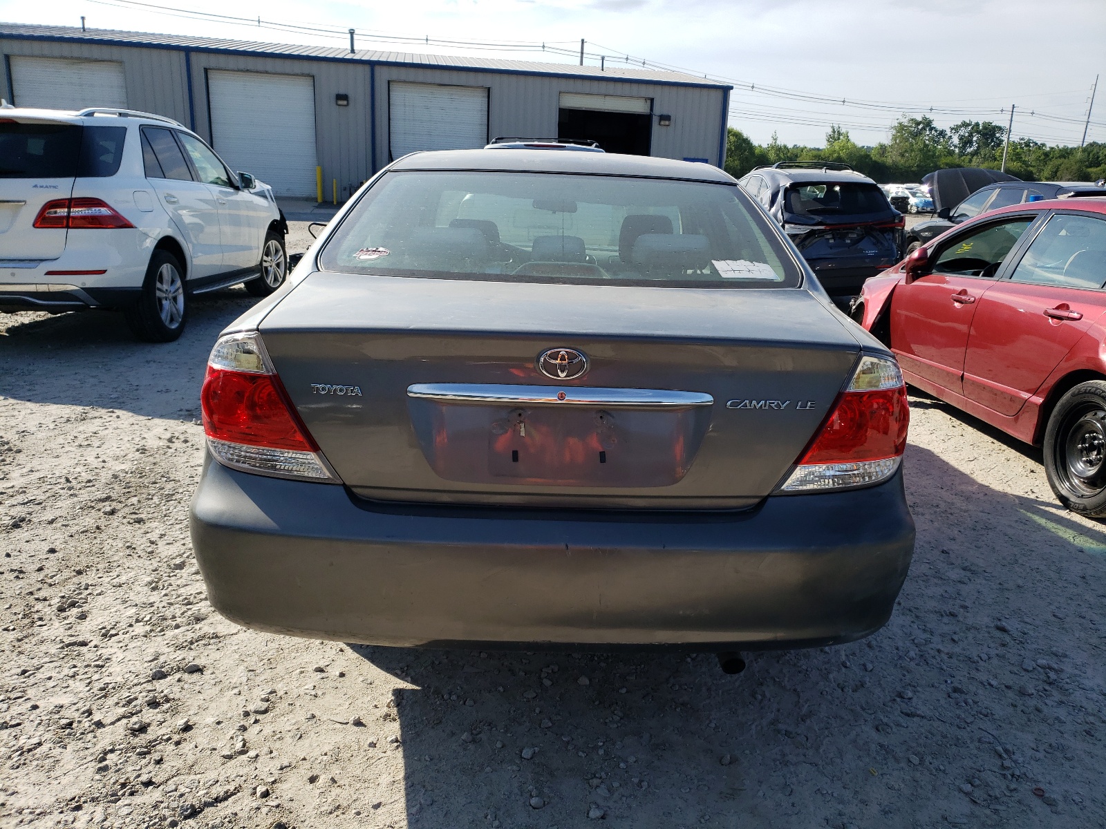 4T1BE32K65U598861 2005 Toyota Camry Le