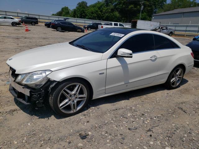  MERCEDES-BENZ E-CLASS 2012 Biały