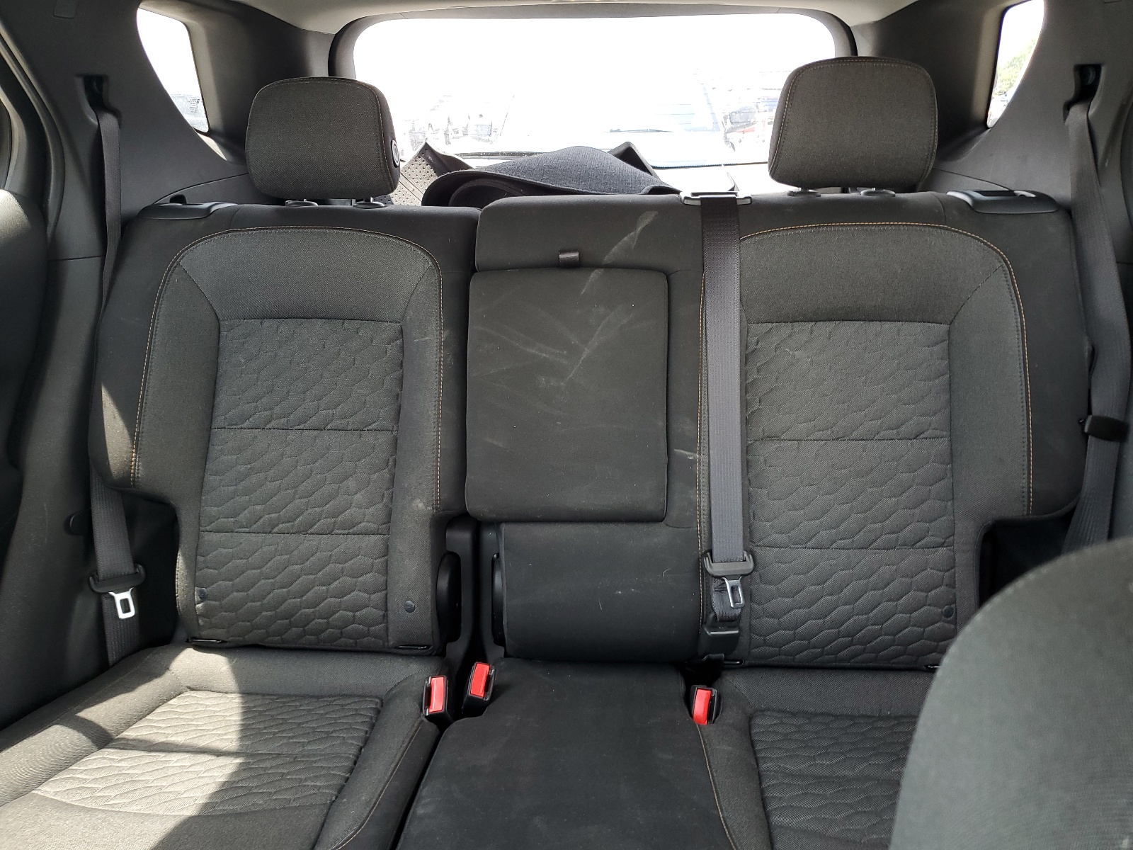 3GNAXJEV1JS594786 2018 Chevrolet Equinox Lt