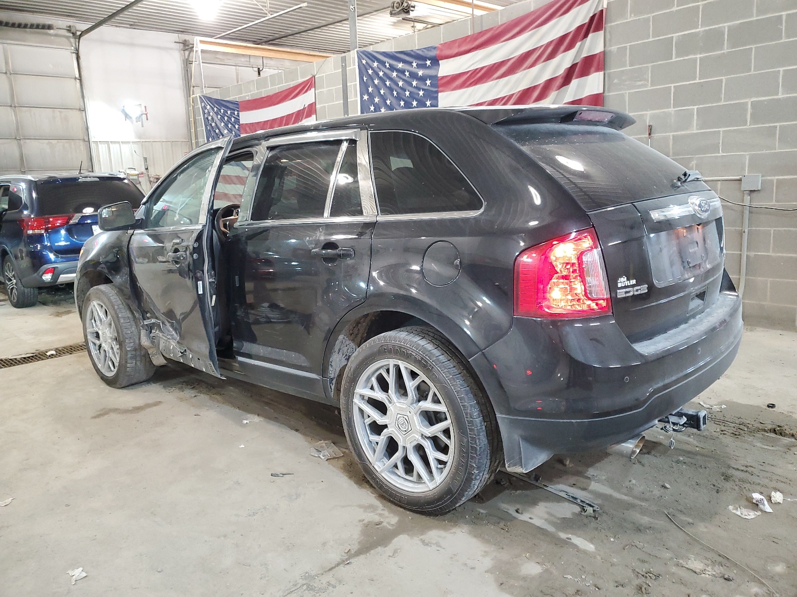 2FMDK4KC2BBA23397 2011 Ford Edge Limited