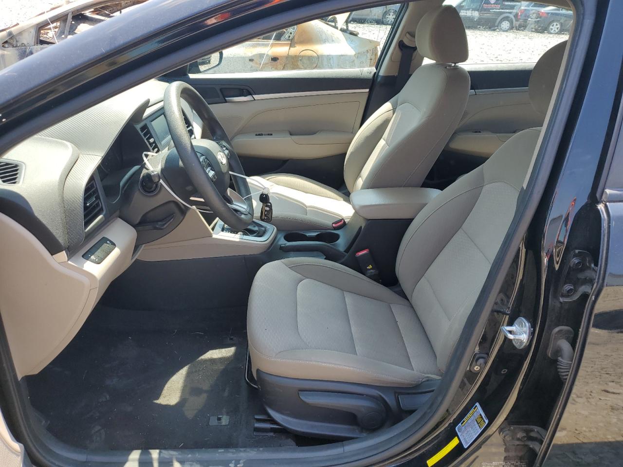 2019 Hyundai Elantra Se VIN: KMHD74LF4KU789359 Lot: 58677854