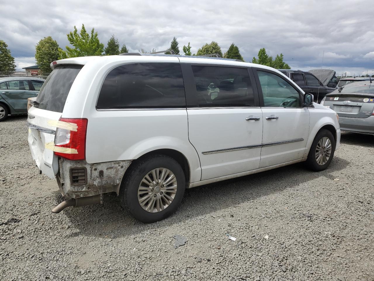 2015 Chrysler Town & Country Limited Platinum VIN: 2C4RC1GG3FR535121 Lot: 60596134