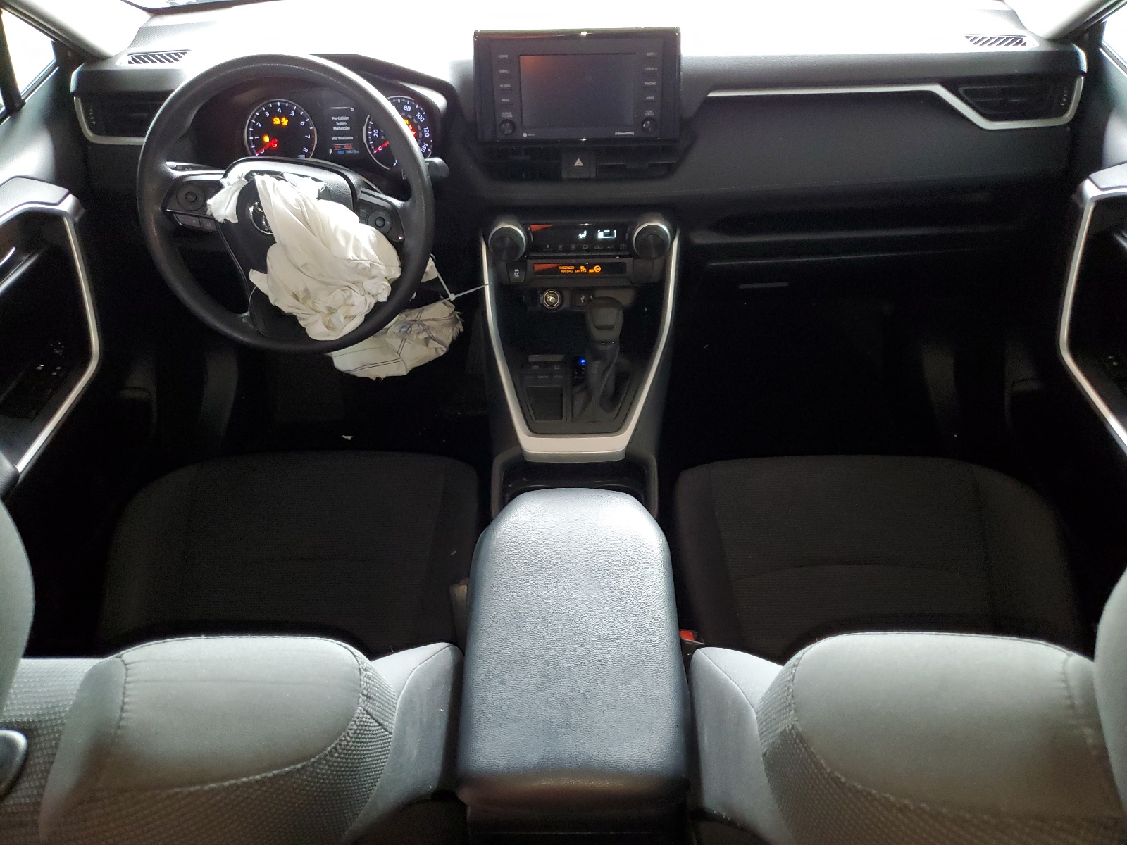 2T3H1RFV7LC044957 2020 Toyota Rav4 Le