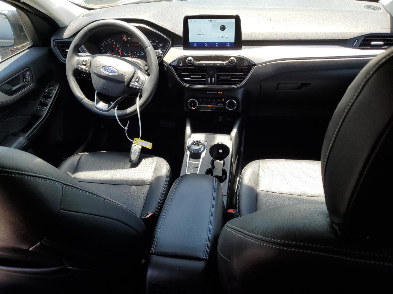 2022 Ford Escape - Image 8