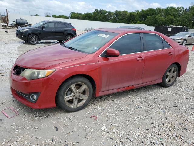  TOYOTA CAMRY 2014 Червоний