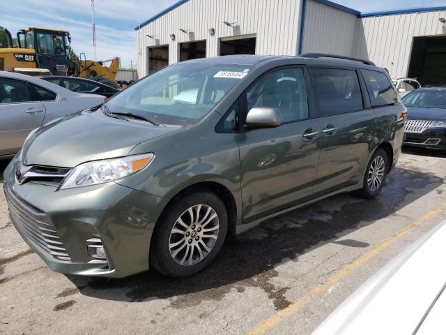 2020 Toyota Sienna Xle