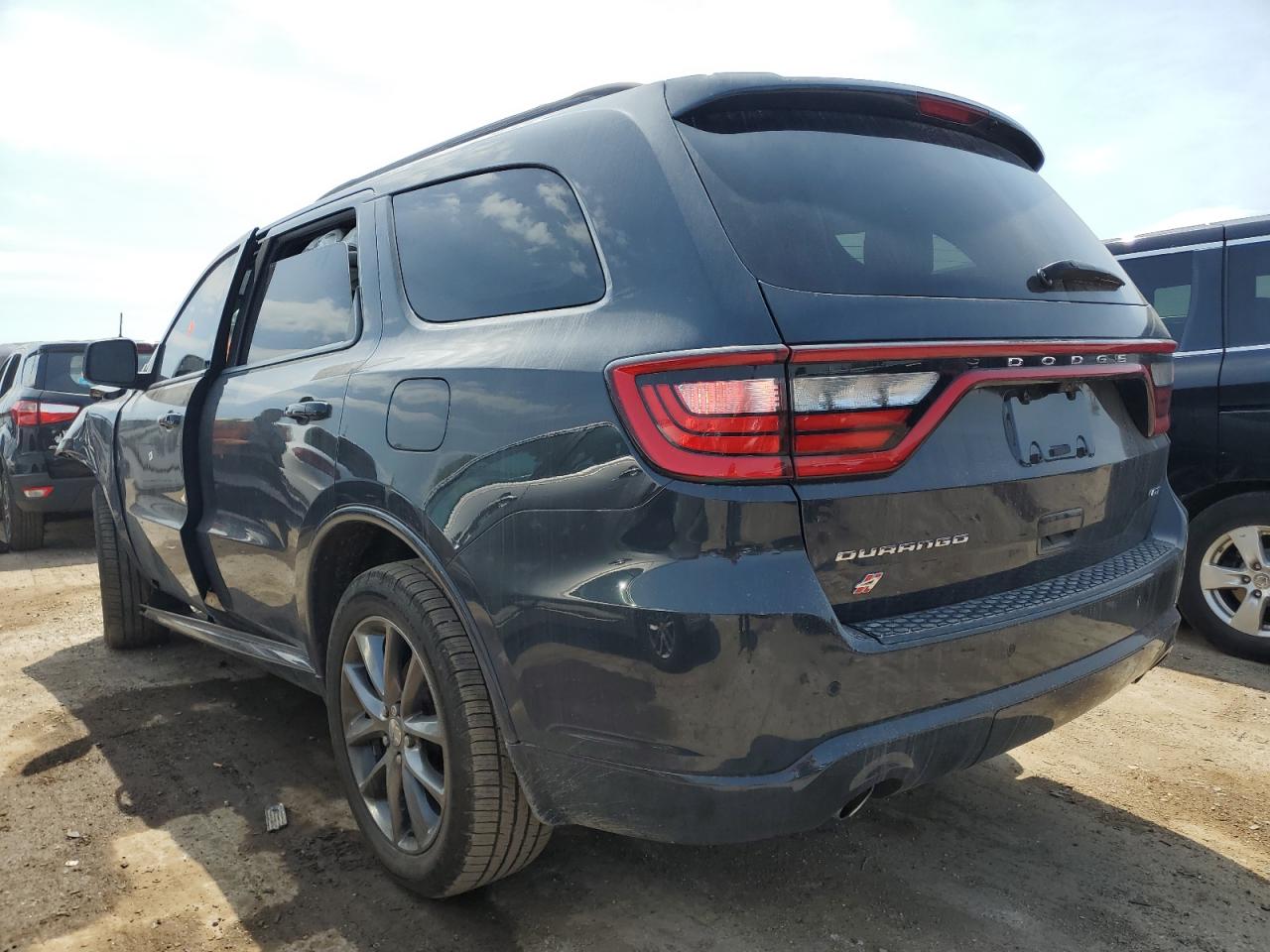 2018 Dodge Durango - Image 2