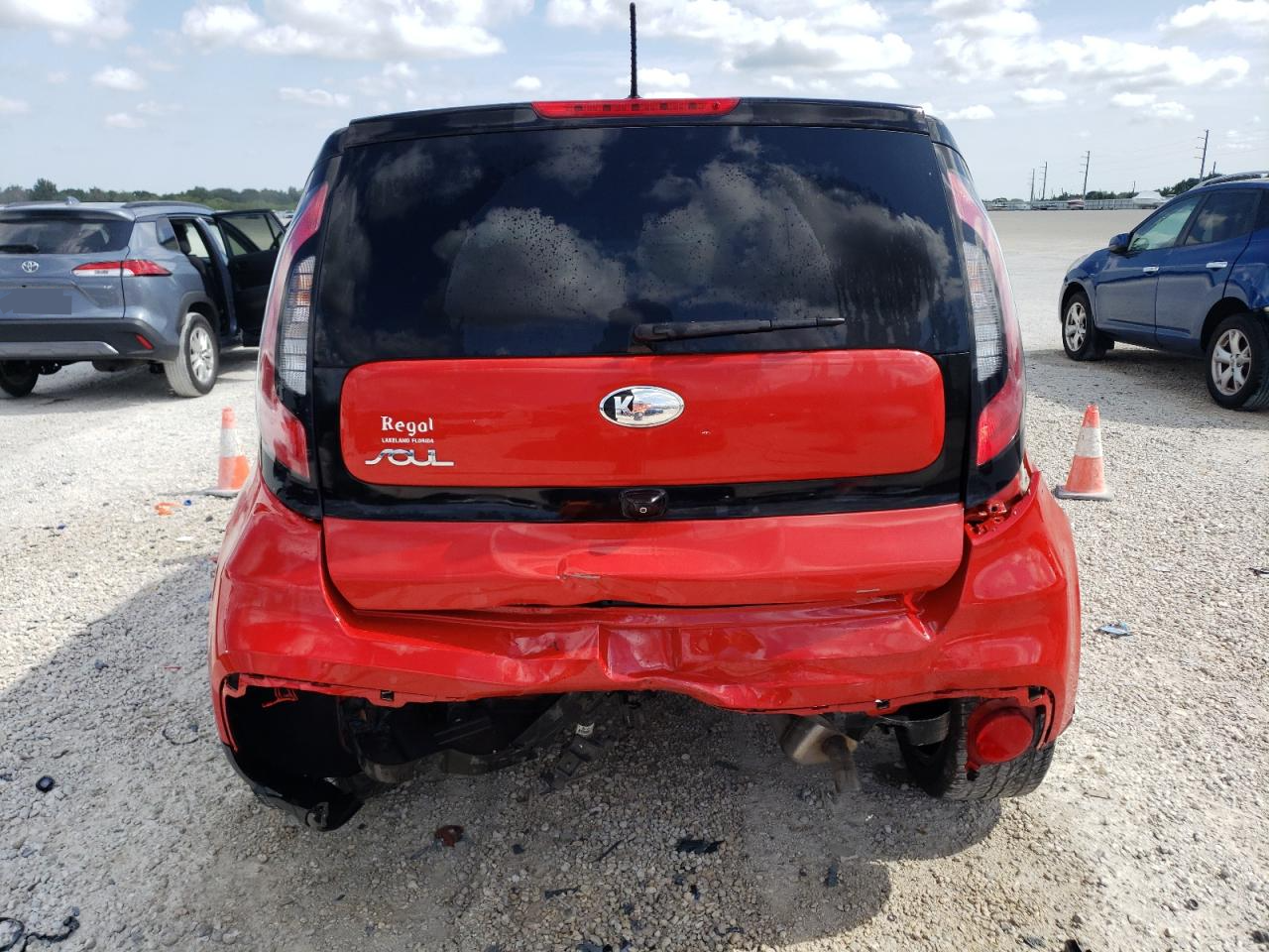 KNDJP3A53H7456914 2017 Kia Soul +